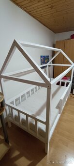 Domčekova postel - 2