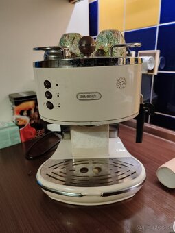 Predám kávovar Delonghi - 2