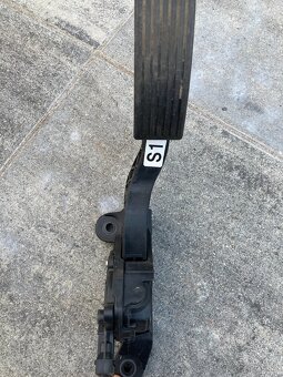 Kia rio 2012 - Interierové komponenty a časti. - 2