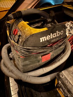 Stavebný vysávač - 2