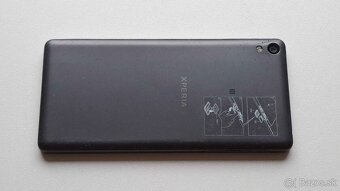 Sony Xperia E5 - 2