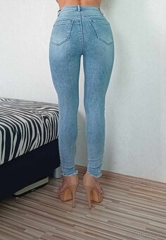 Nové dámske svetlé rifle s vysokým pásom - veľkosť 25 / XS - 2