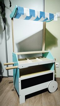 Predám drevený obchodík. - 2