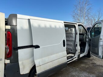 Renault Trafic 2.5 dCi, manuál, 2008 – STK do 09/2026 - 2