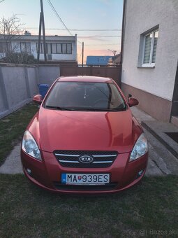 Kia Ceed 2008 1.6 benzín automat - 2