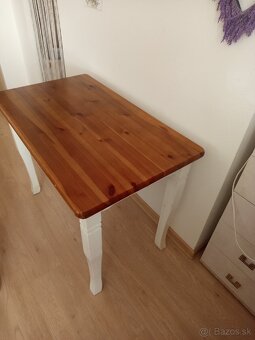 Jedálenský stôl - 2