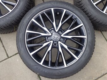 5x114,3 R18 orig.zimna sada Toyota Yaris Cross s TPMS - 2