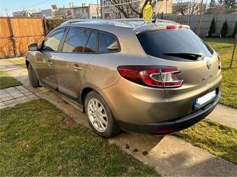 Renault Mégane III Grandtour 1.5 dCi (66 kW, 90 k) - 2