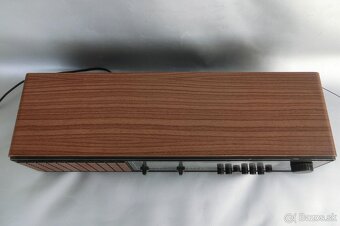 Rádio Saturn MR423 - 2