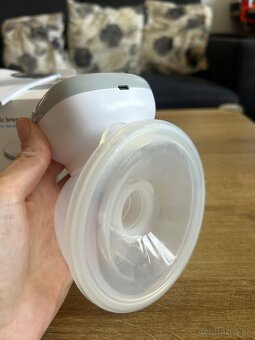 Babyono elektricka handsfree odsavacka - 2