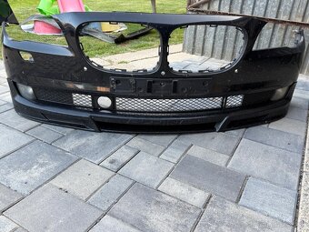 Predám predný nárazník BMW f01 - 2