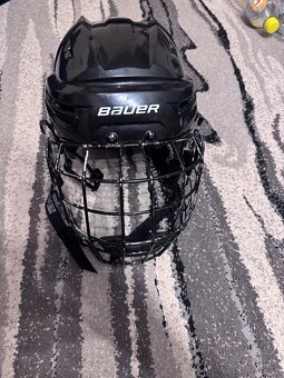 Bauer prilba - 2
