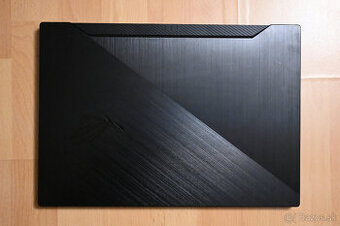 Predám herný notebook ASUS ROG Zephyrus GA502IV - 2