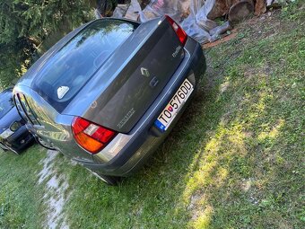 Renault Clio Thalia - 2