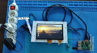 Predám 7 palcovy touch display s  HDMI/VGA vstupom - 2