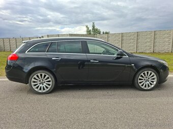 Opel Insignia ST  2.0 CDTI 4x4 AUTOMAT - 2