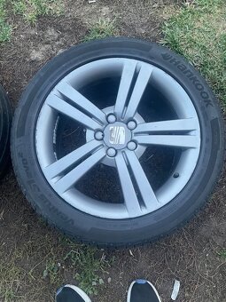 Eletrony R18 s pneu - 2