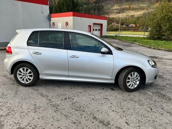 Golf 6 - 2