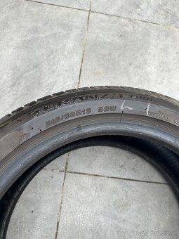 Letné pneu 215/50r18 - 2