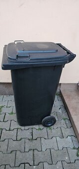 Smetná nádoba 240L - 2