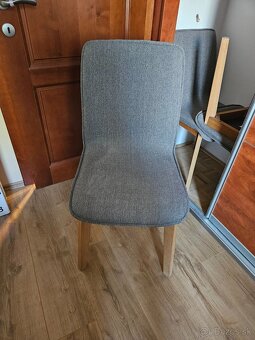 Predam 6ks tapacirovanych dubovych stoliciek - 2