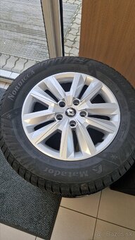 Predam nove zimne kolesa (pneu+disky+puklice) 16" - 2