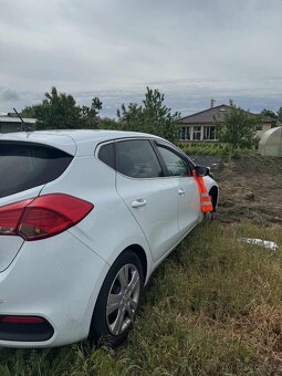 Kia Ceed 2 r.v. 2014 rozpredam - 2