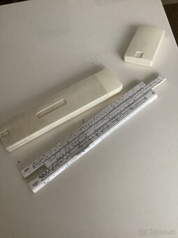 Logaritmické pravítko reto - 2