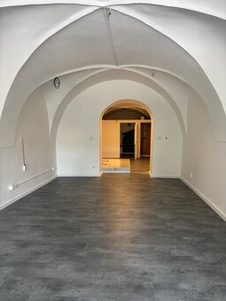 Obchodné priestory na prenájom - Brezno - 2