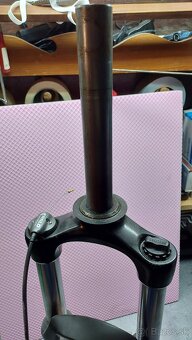 Vidlica Suntour XCM - 2