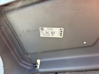 Konzola predného sedadla VW transporter T4 - 2