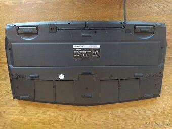 Gigabyte K8100 gaming - 2