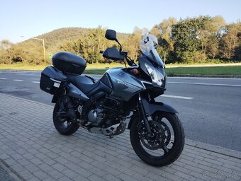 Suzuki dl 650 v strom - 2