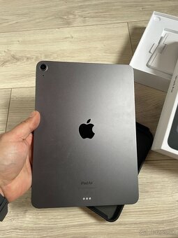 iPad Air 5 - M1 | Wi-Fi - 2