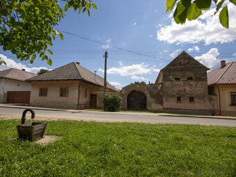 REZERVOVANÝ | 7 izb. rod. dom so 40a záhradou - 2