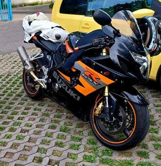 Suzuki gsxr 600 - 2