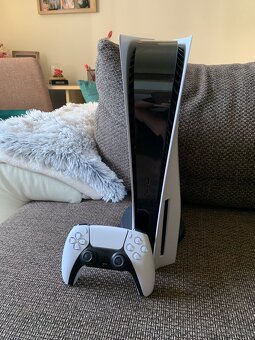 Predám PlayStation 5 + 1 ovládač - 2