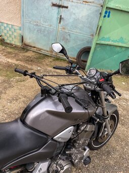 Honda Hornet 900 - 2