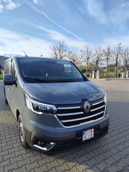 Renault Trafic L2H1 170hp 5500km v záruke - 2