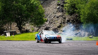 Bmw e36 325i m50b25 - 2