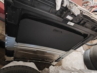BMW e46 Čierna stropnica komplet - 2