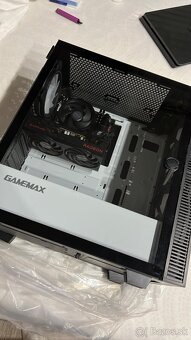 Herný PC + Samsung Odyssey 32” - 2