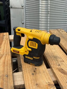AKU kladivo Dewalt - 2