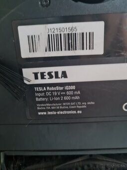 Predám robotický vysávač Tesla iq300 komplet s prislusenstvo - 2