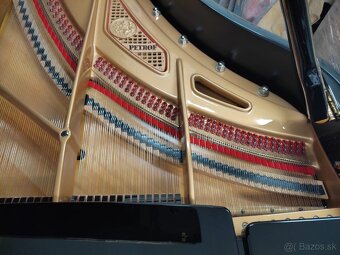 Petrof klavir / piano grand 1 - 2