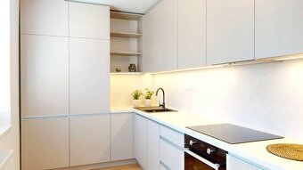 Čerstvo prerobený 3-izbový byt s 2 balkónmi i šatníkom v Tre - 2