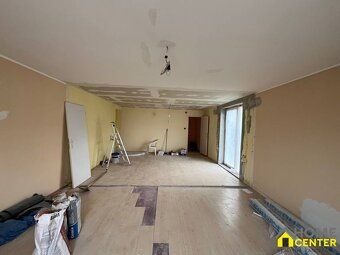 NA PREDAJ rodinný dom s veľkým potenciálom v tichej lokalite - 2