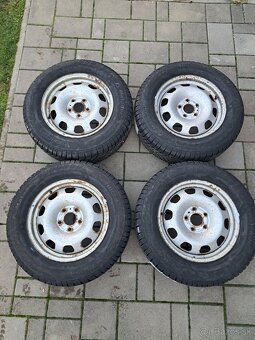 Zimna sada Dacia Duster 215/65 R16 - 2