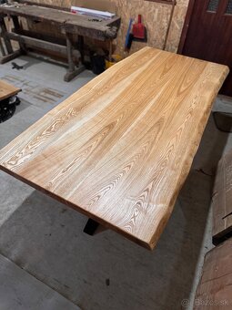 Masivny jedalensky stol 9 - 2