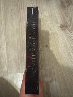 Haunting Adeline v anj - 2